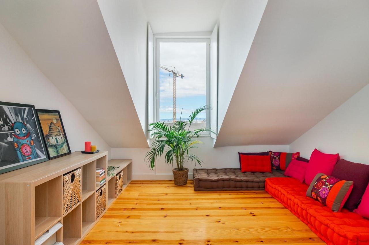 Whome Riverside View 2-bed For Remote Workers & Digital Nomads Appartement *